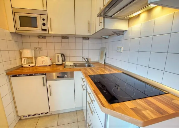 - Haus H, App 0h0709 *